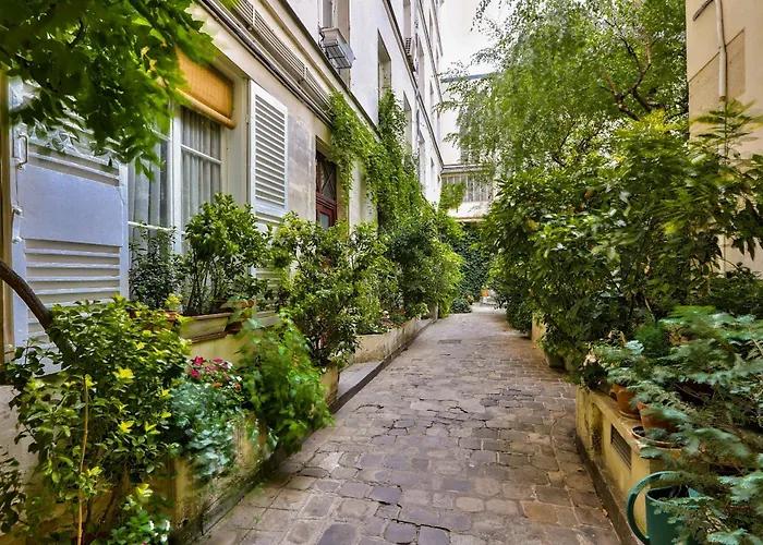 Urbanflat 92 - Beautiful In The Center Of * باريس
